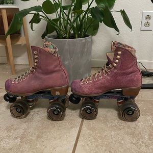 MOXI LOLLY ROLLER SKATES